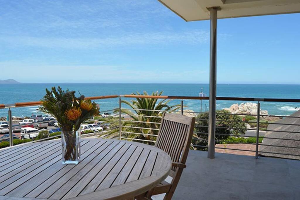 Hermanus Seaview Apartment Buitenkant foto